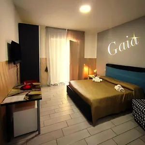 https://neapolis-center.hotels-amalfi.com